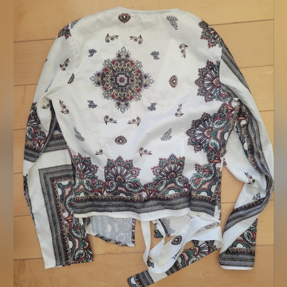 Banjul White Paisley Wrap Shirt Tie Waist Boho Size M - Picture 3 of 4